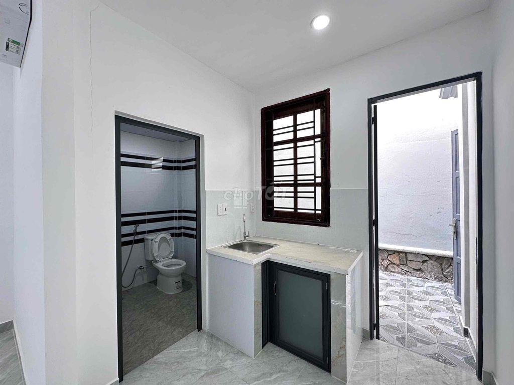 🌿 CĂN HỘ DỊCH VỤ MỚI XÂY – FULL NỘI THẤT – CÓ CỬA SỔ & BAN CÔNG THOÁNG