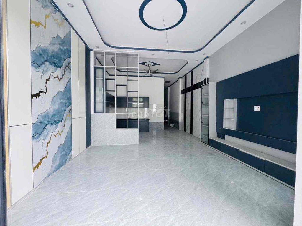Nhà mơi full ở thủ dầu một sân ô tô