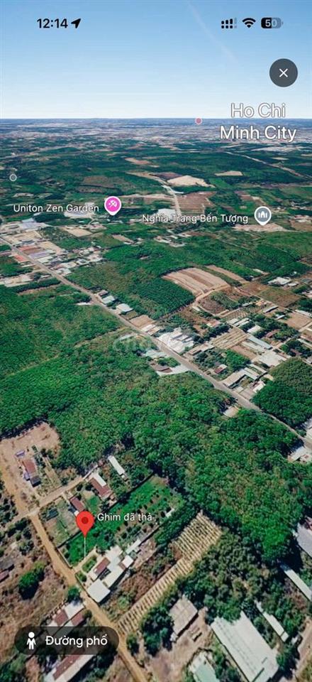Bán đất và nhà cấp 4 có hàng rào kiên cố, đất đẹp vuông vức