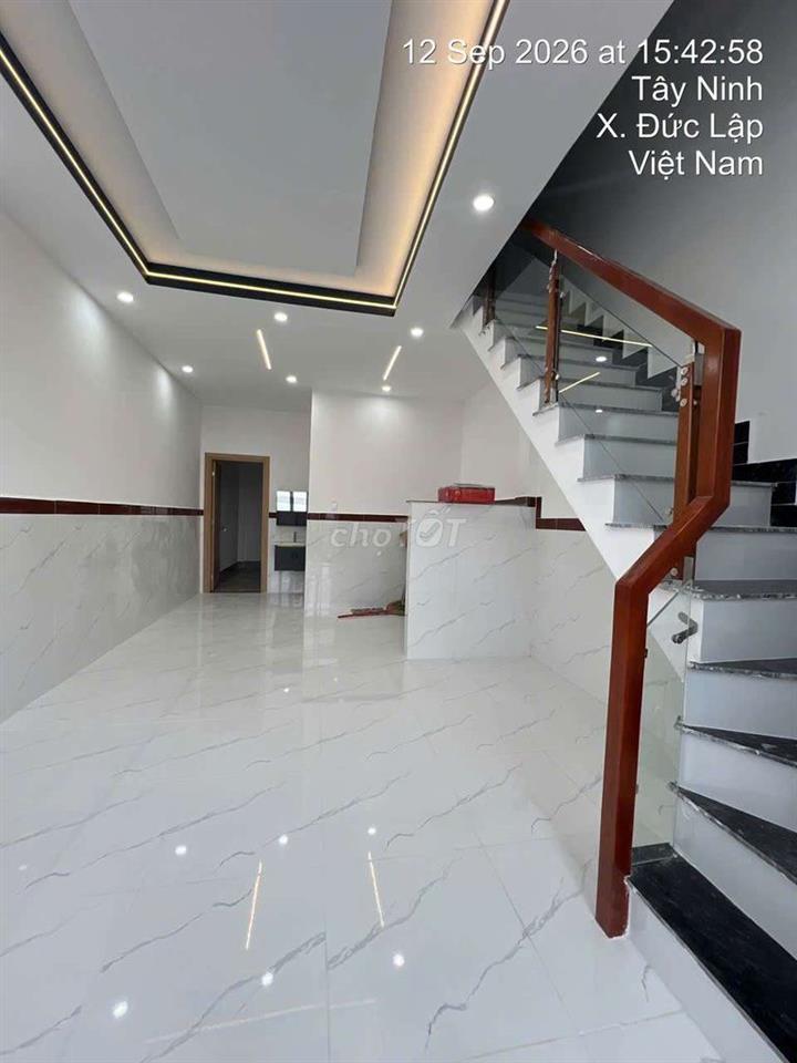 NHÀ MỚI XÂY DỌN VÀO Ở NGAY ĐÃ CÓ SỔ GẦN NGÃ 3 MỸ HẠNH