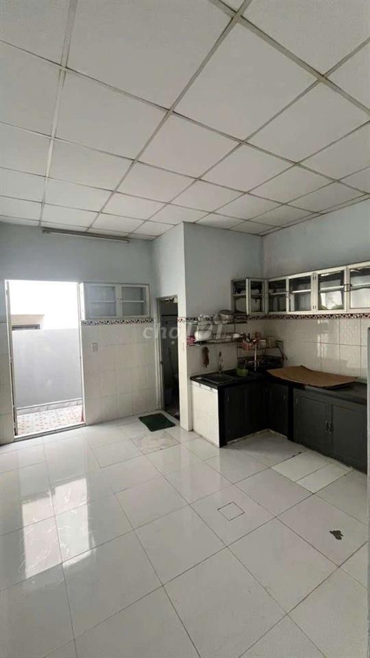 nhà mặt tiền cần bán