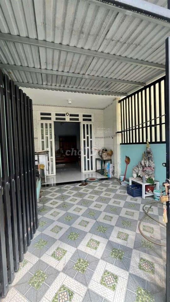 nhà mặt tiền cần bán