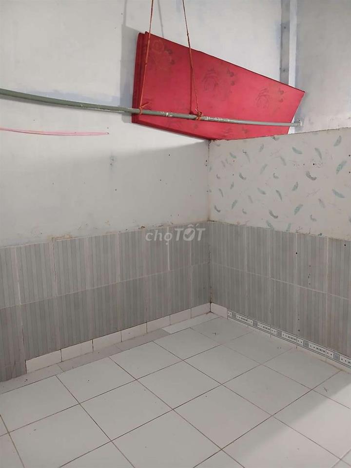 PHÒNG TRỌ SÁT BỆNH VIỆN Q12 - GẦN CVPM QUANG TRUNG