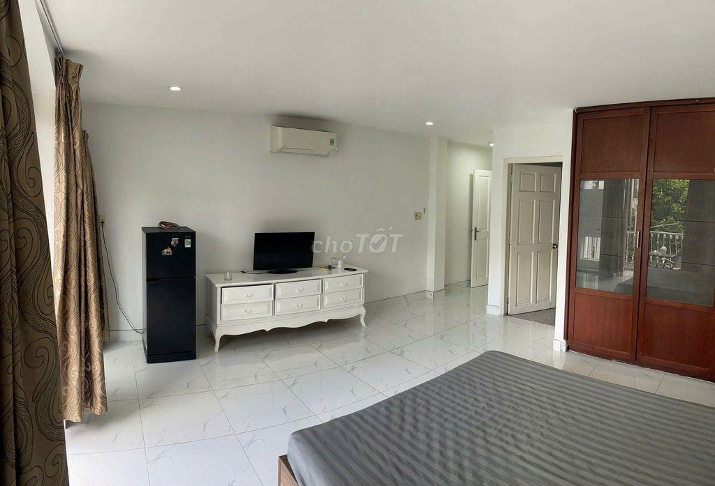 ✈️ PHÒNG BAN CÔNG 40M² – CÁCH SÂN BAY TÂN SƠN NHẤT 200M ✈️