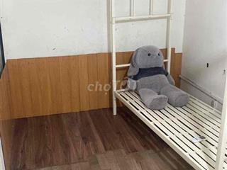 Phòng trọ có máy lạnh vệ sinh chung