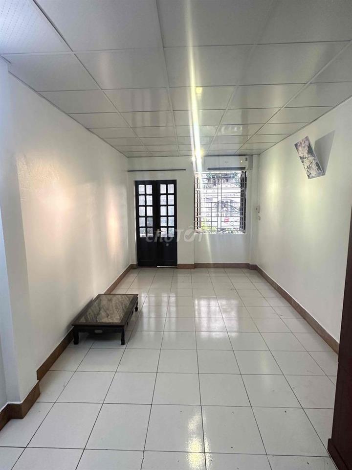Cho Thuê Phòng Tiện Nghi , Rộng , Thoáng (ưu tiên gđ và sv ở )
