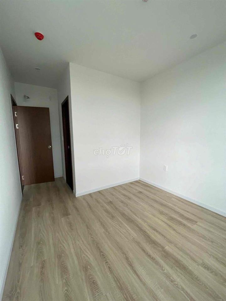 cho thuê căn hộ mới toanh như hình, giá 5tr, tháng 9 dọn vào ở ngay