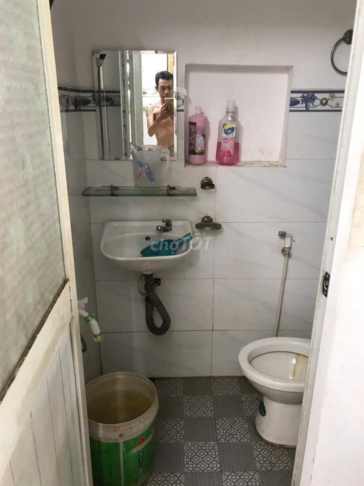 Bán Gấp Nhà có Điện Mặt Trời