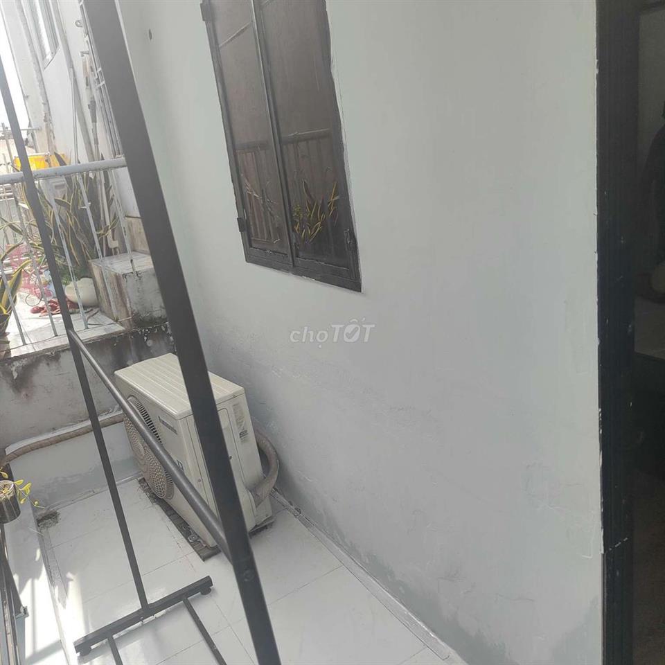 Cần Bán Nhà Nhỏ