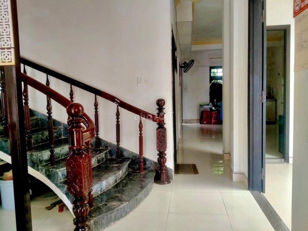 CHO THUÊ NHÀ NGUYÊN CĂN 2 TẦNG - MT 12M - ĐƯỜNG 19,5M - NGAY NGÃ TƯ
