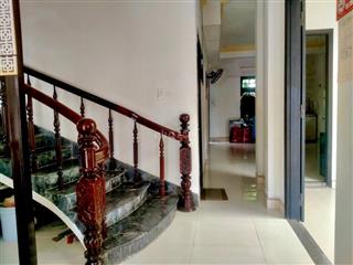 CHO THUÊ NHÀ NGUYÊN CĂN 2 TẦNG - MT 12M - ĐƯỜNG 19,5M - NGAY NGÃ TƯ