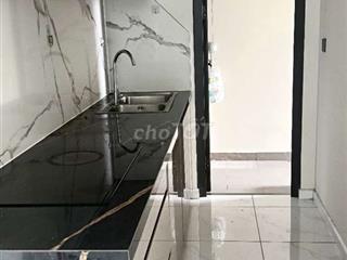 Chính chủ cho thuê căn hộ 2PN 2WC 3 máy lạnh • Nhận nhà sớm Picity