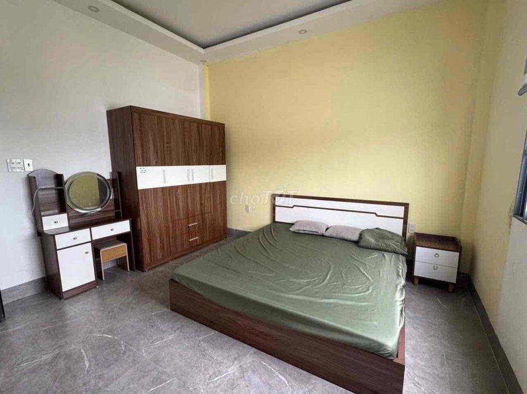Dành cho các bạn sinh viên , tiết kiệm tiền mua sắm cơ sở vật chất