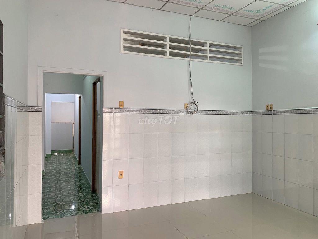Nhà mặt tiền QL1A