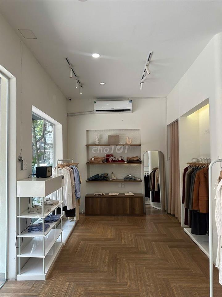 Cho thuê nhà 4 tầng 2 mặt tiền phố Nguyễn Hy Quang (60m²/sàn)