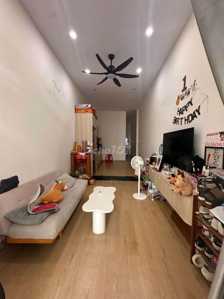 Nhà giá rẻ cho Vợ chồng trẻ