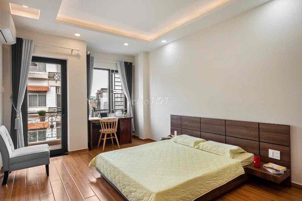 CHO THUÊ STUDIO BAN CÔNG ĐƯỜNG NGUYỄN CỬU VÂN NGAY GIÁP Q1