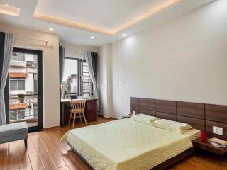 CHO THUÊ STUDIO BAN CÔNG ĐƯỜNG NGUYỄN CỬU VÂN NGAY GIÁP Q1