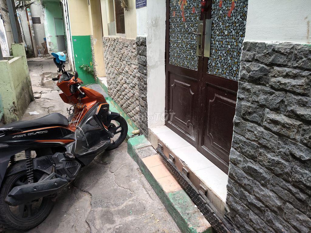 Nhà mới khu an ninh 