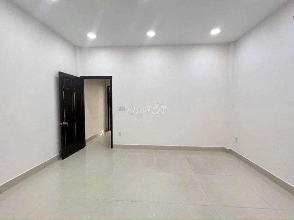 cho thuê mặt bằng hiệp thành 20tr