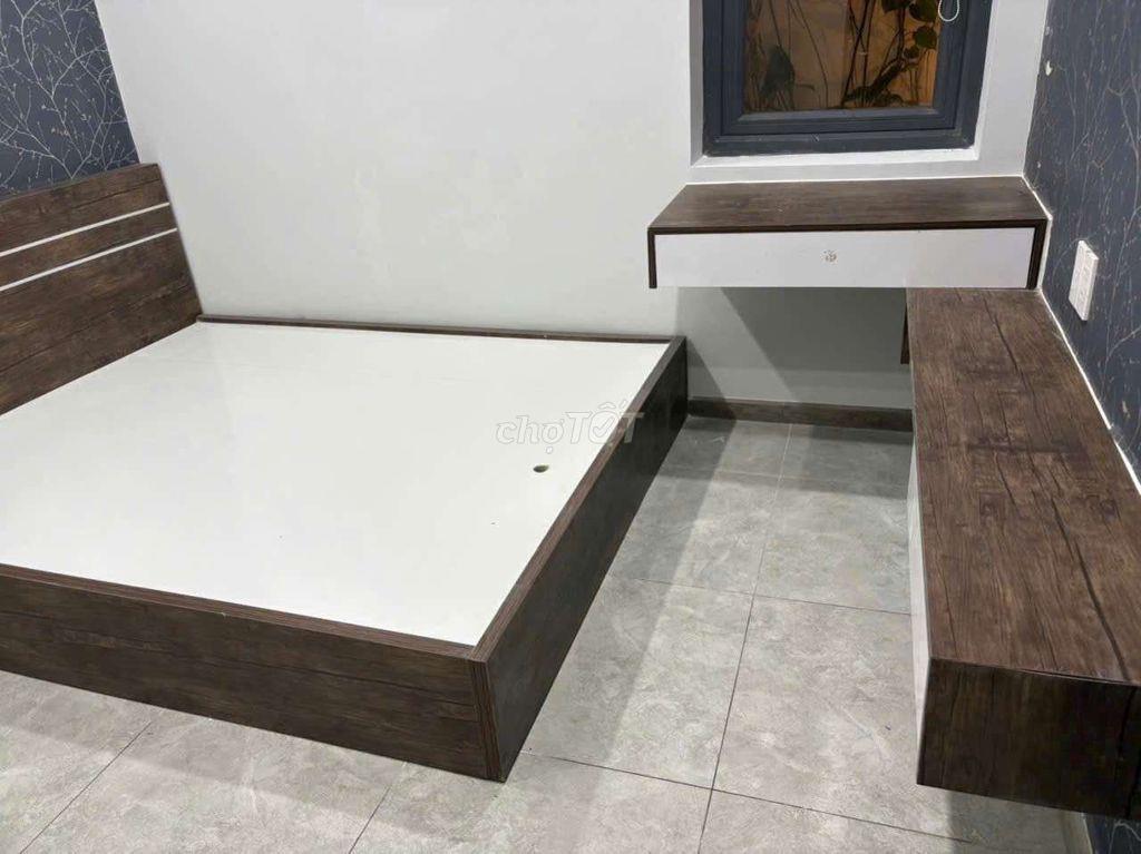 cho thuê nhà phú mỹ 10tr full nội thất sân ôtô gần tiểu học phú tân