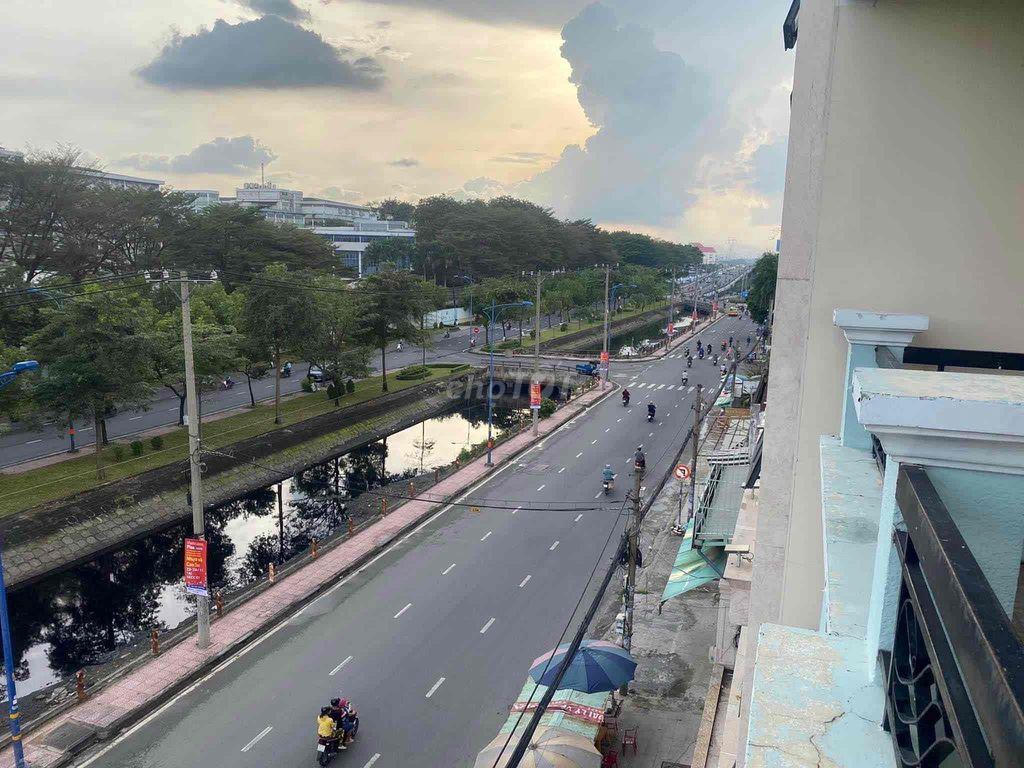 Cho thuê nhà nguyên căn, MTKD ( vị trí đẹp - khu dân cư Tên Lửa)