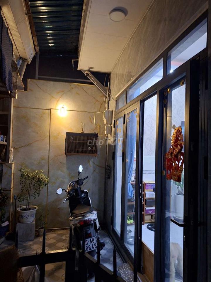 Cần bán căn nhà An Phú Đông chưa qua Quốc lộ