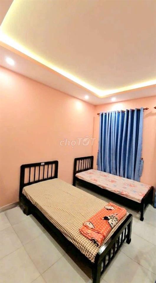 Cần bán căn nhà An Phú Đông chưa qua Quốc lộ