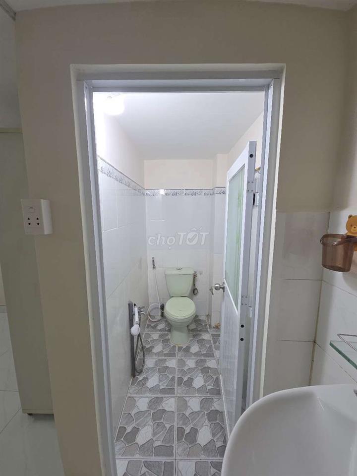 Phòng Duplex Free xe, Free máy giặt, máy lạnh
