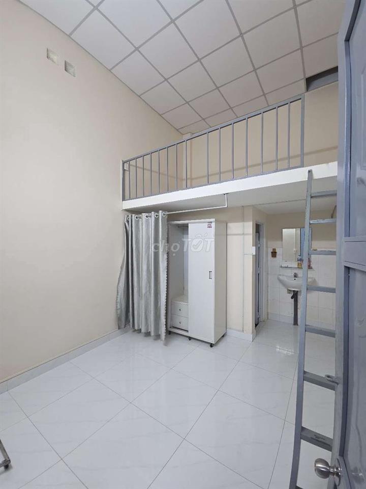 Phòng Duplex Free xe, Free máy giặt, máy lạnh