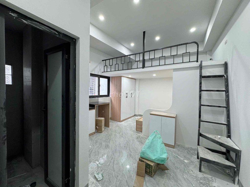 Gần rất nhiều các trường đại học TMU , Tài nguyên , công nghiệp