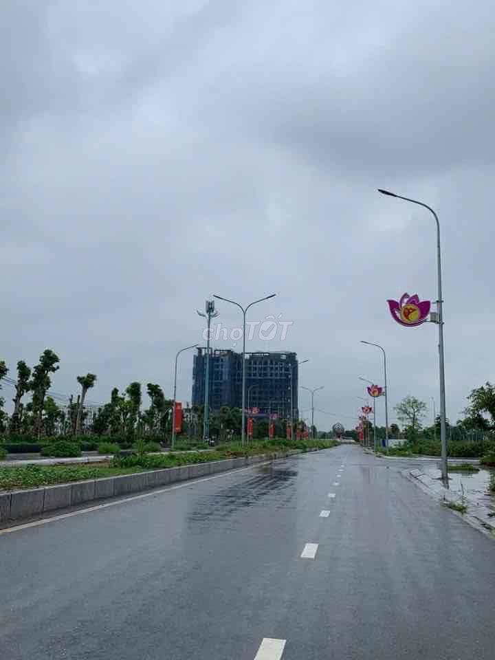 Bán đất chính chủ 100m² mặt sau Hồ Điều Hòa Quang Trung – Phổ Yên