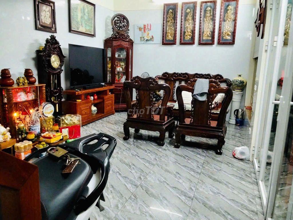 CHÍNH CHỦ CẦN BÁN NHÀ 32m, 5 tầng SỐ 51A NGÁCH 11 NGÕ 101 THANH NHÀN