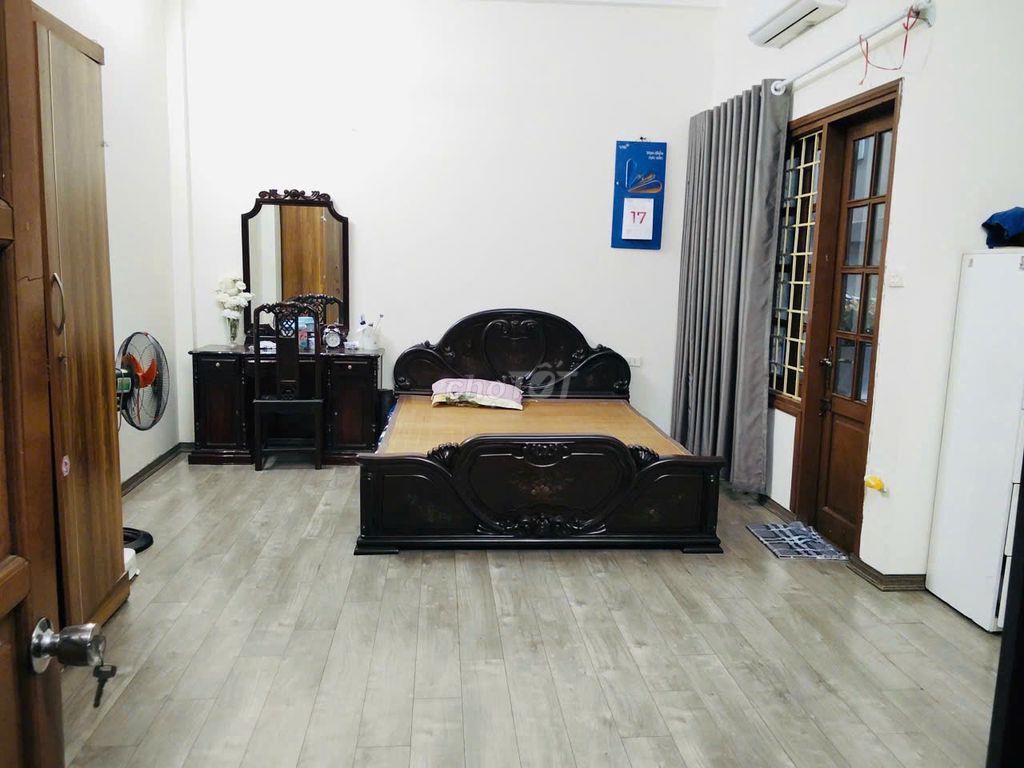 CHÍNH CHỦ CẦN BÁN NHÀ 32m, 5 tầng SỐ 51A NGÁCH 11 NGÕ 101 THANH NHÀN