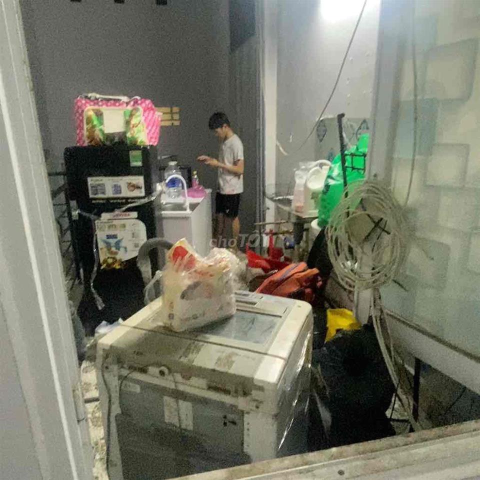 Phòng chà bá sát rạt ĐH Văn Lang