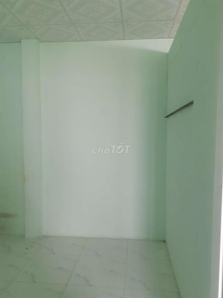Cho nam công nhân và sinh viên thuê phòng trọ giá rẻ quận 12