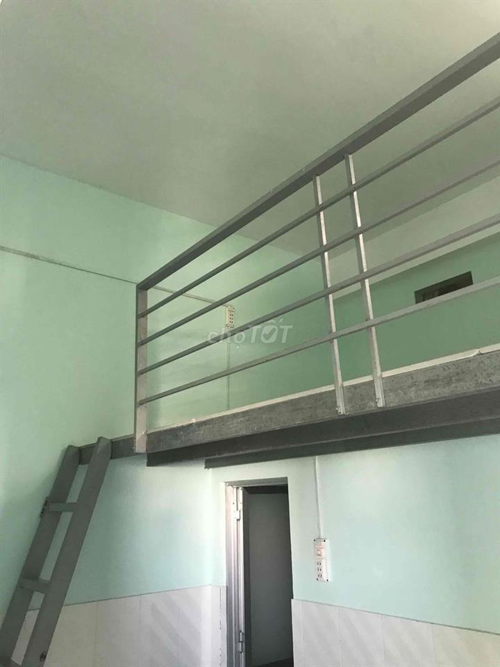 Bán góc 4 mặt tiền bà hom kinh doanh