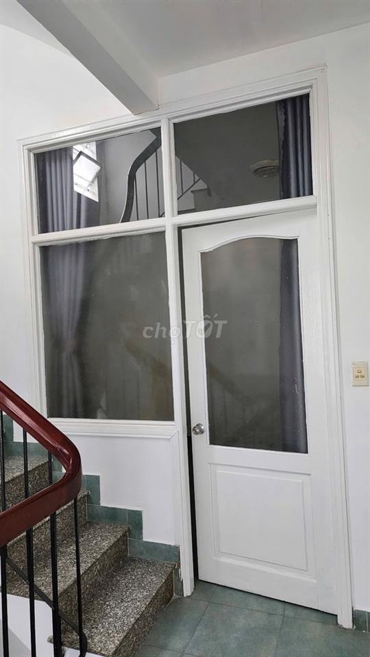 Cho thuê nhà nguyên căn hẻm 80 Trần Quang Diệu