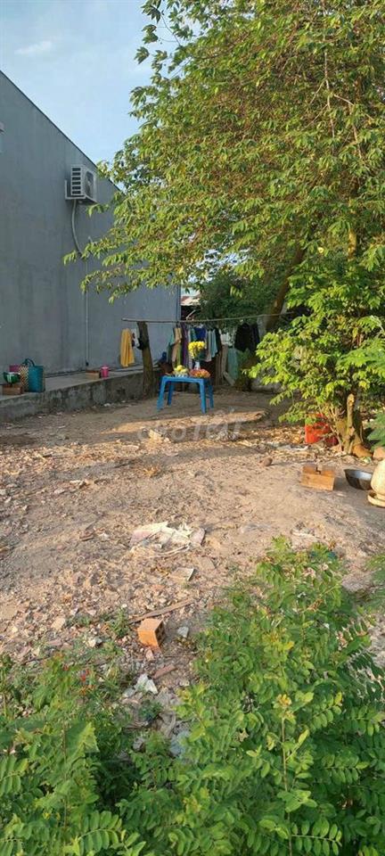 Kẹt tiền cần bán đất chính chủ