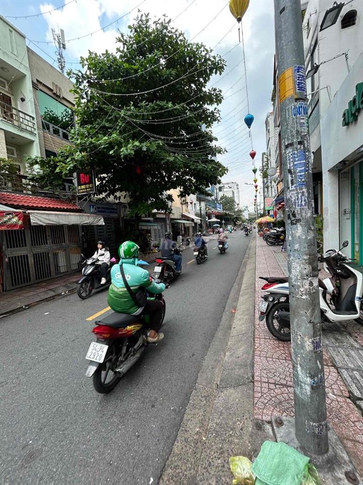 Cho thuê mặt bằng kinh doanh - Quận 1