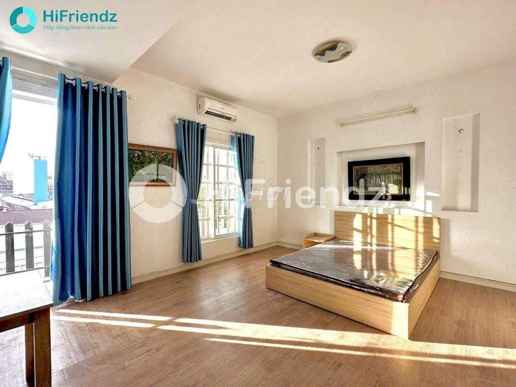 Studio ban công - Gần Lotte, đại học RMIT, Crescent Mall, Trung Sơn..