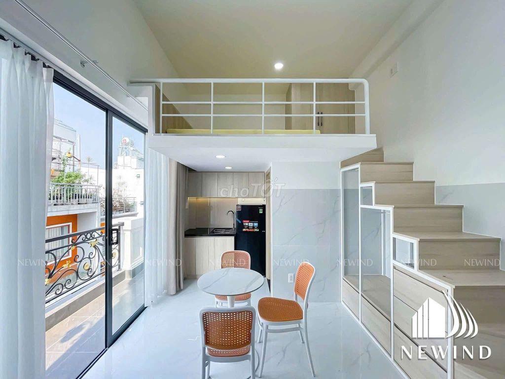 Duplex ban công - Gần Lotte, đại học UFM, RMIT, Crescent Mall, Kênh Tẻ