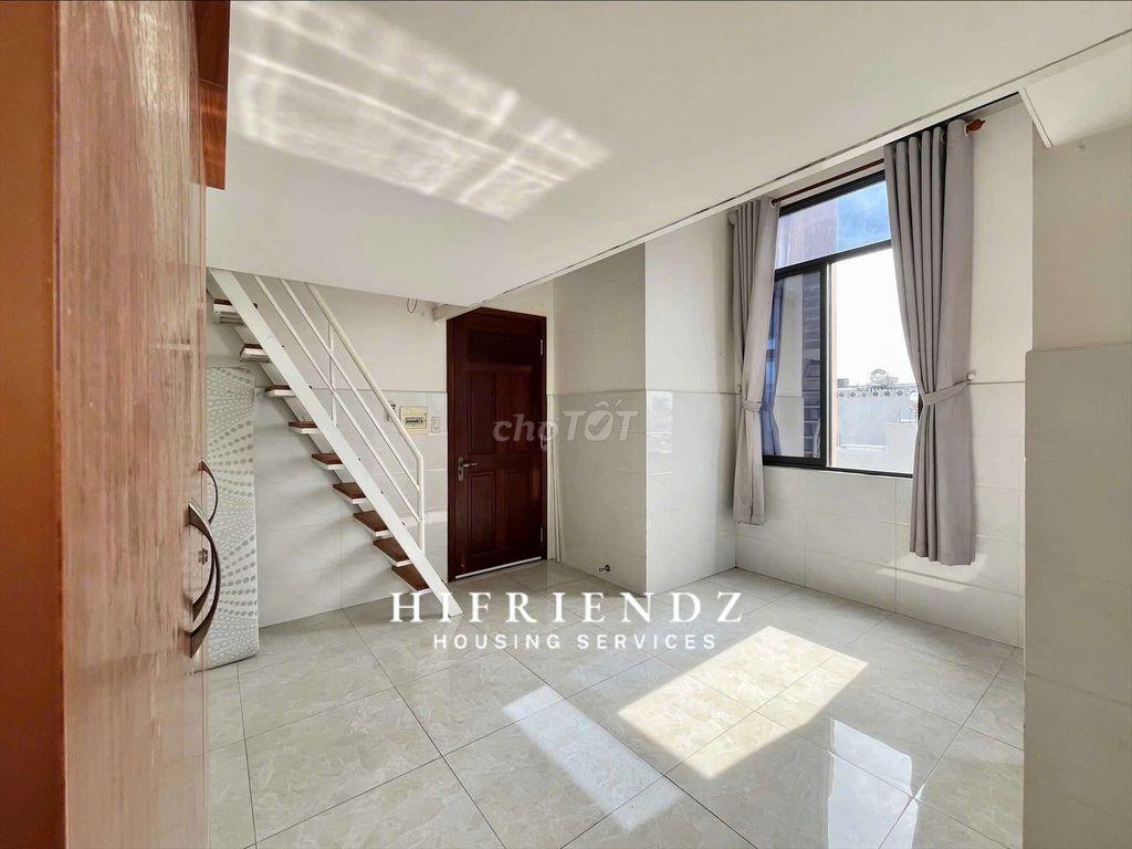 Duplex ban công - Gần Lotte, đại học UFM, RMIT, Crescent Mall, Kênh Tẻ