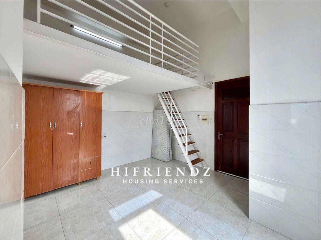 Duplex ban công - Gần Lotte, đại học UFM, RMIT, Crescent Mall, Kênh Tẻ