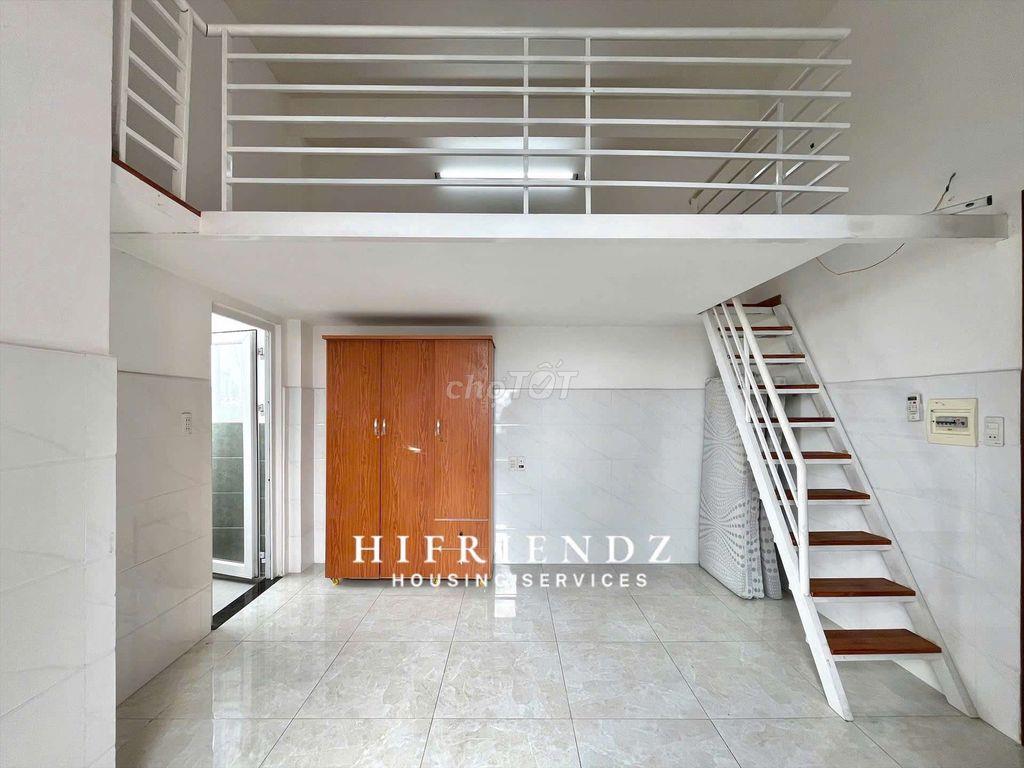 Duplex ban công - Gần Lotte, đại học UFM, RMIT, Crescent Mall, Kênh Tẻ