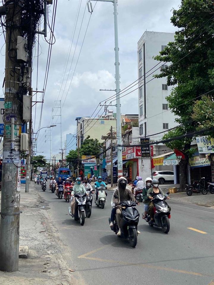 Cho Thuê Nhà Mặt Tiền 809 Âu Cơ, Tân Phú - Diện Tích Rộng 4x32m (128m2