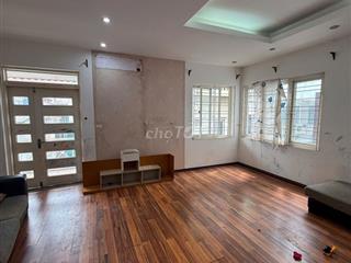 Cho thuê nhà riêng 3 tầng rất đẹp, ở sướng phố Tân Ấp, Ba Đình, HN