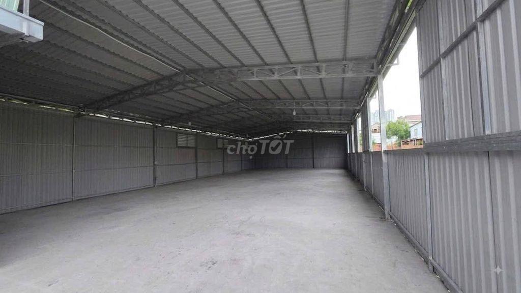 Cho thuê kho xưởng 360m2. Giá 20 triệu. Tại thủ dầu một/ HCM