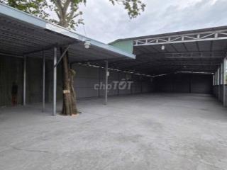 Cho thuê kho xưởng 360m2. Giá 20 triệu. Tại thủ dầu một/ HCM
