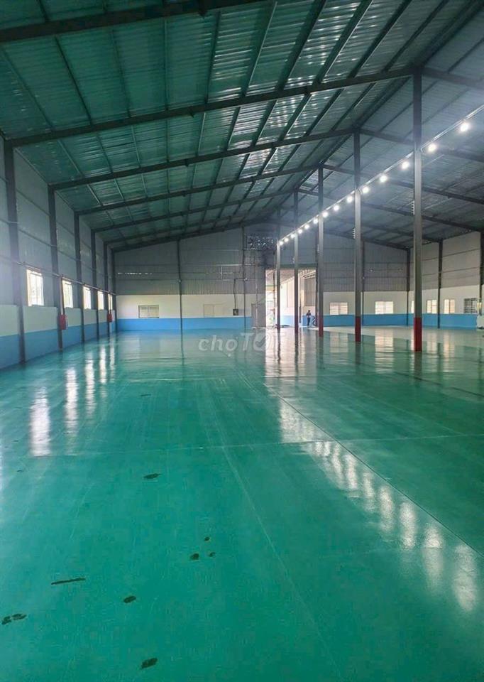 Cho thuê kho xưởng 2000m2. Giá 120 triệu. Tại thuận giao.Thuận an/ BD